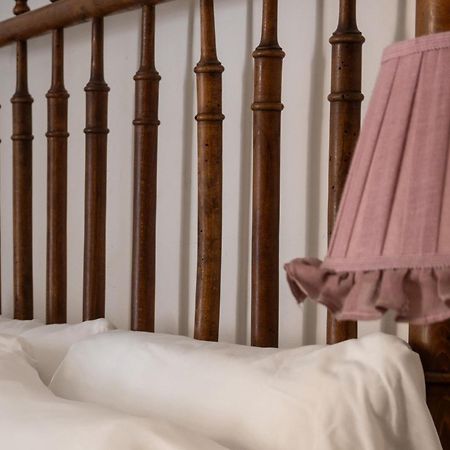 Flora Bed and Breakfast Banyoles Eksteriør billede